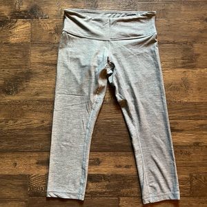 Lululemon Cropped Leggings Gray Size 6